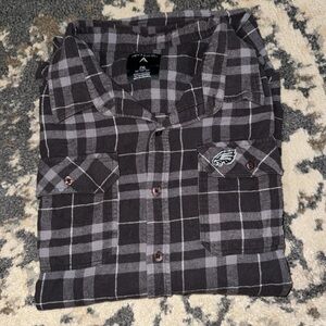 Antigua 2XL gray plaid Eagles logo flannel.